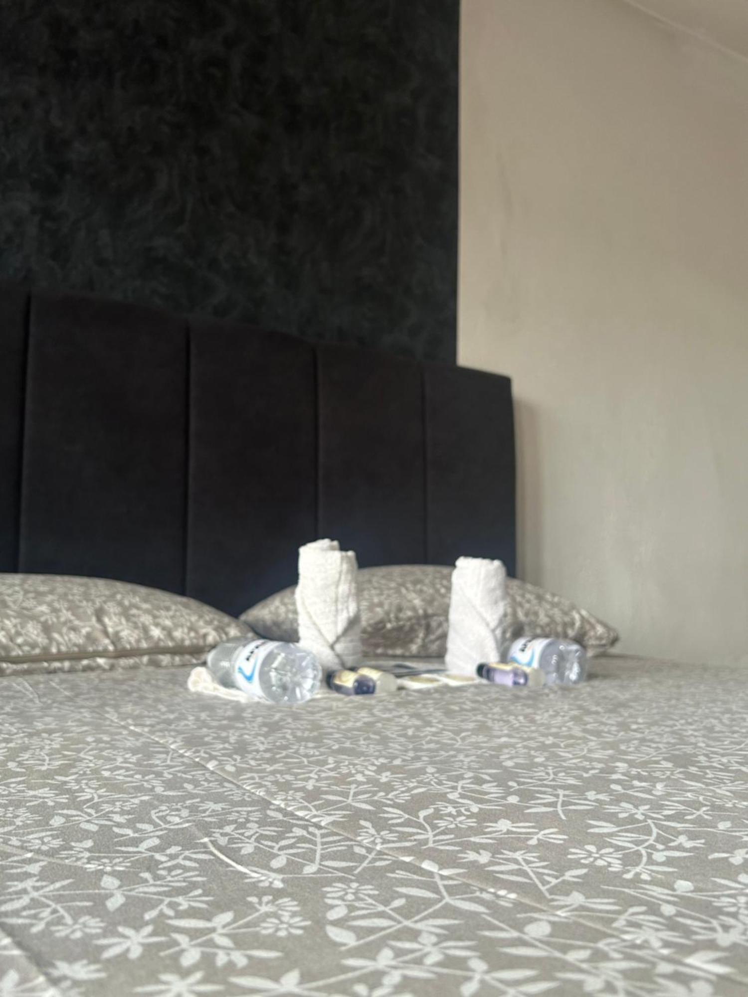 Apartman De Luxe Appartement Tuzla Buitenkant foto